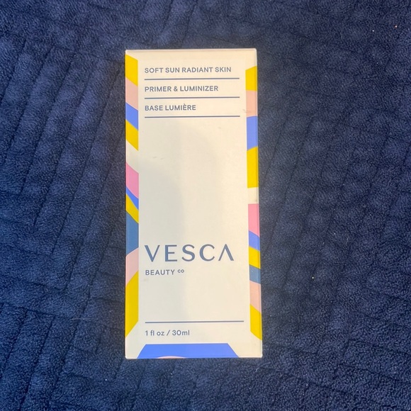 VESCA BEAUTY
Soft Sun Radiant Skin Primer & Luminizer - Picture 1 of 3